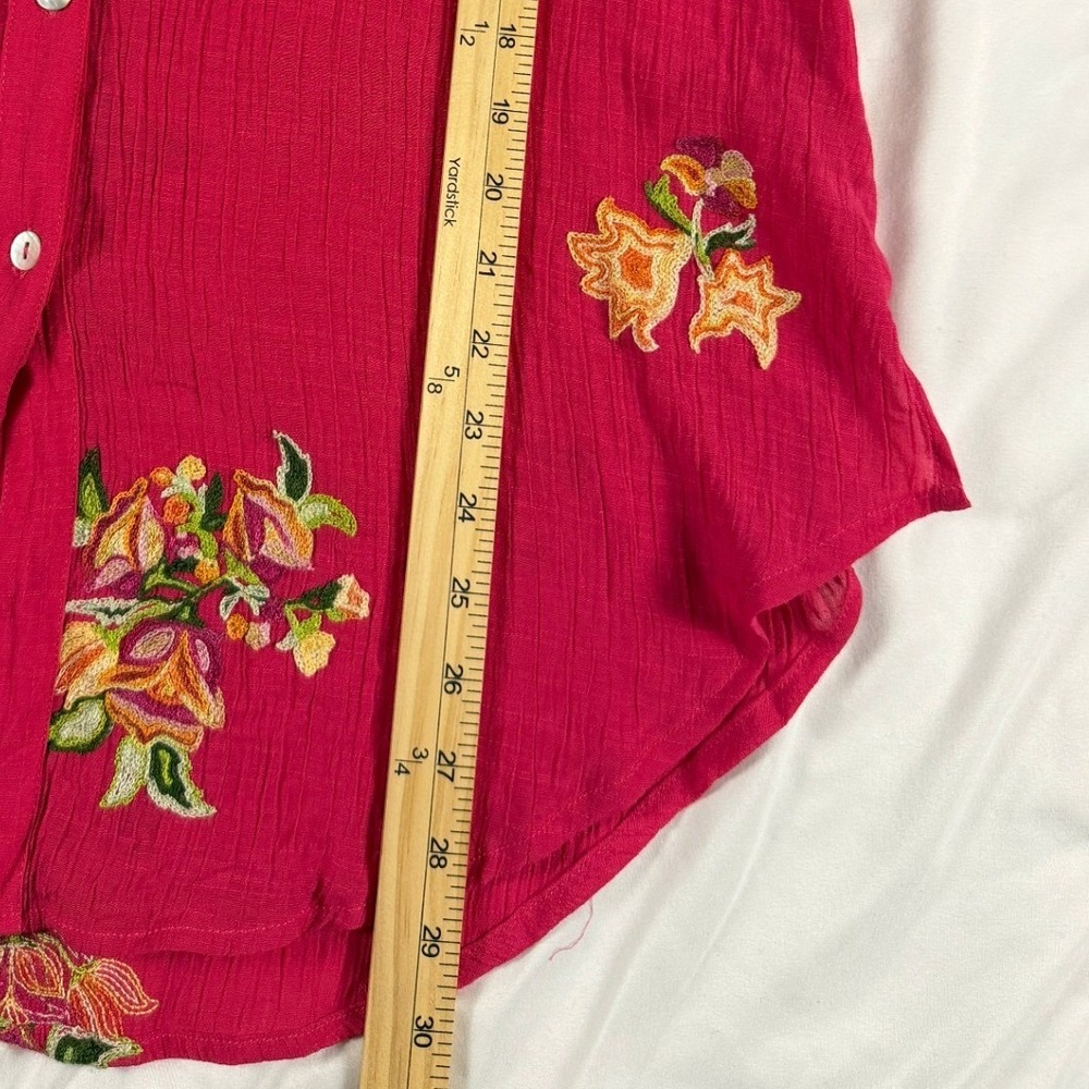 Figueroa & Flower Magenta Floral Embroidered Crinkle Gauze Button Down Shirt XL - Picture 3 of 7